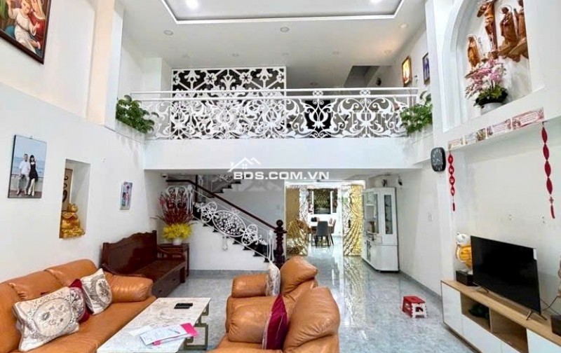 Hẻm Xe Tải vài bước ra Bv 175- 125m2, Ngang 6m, 5 Tầng- 12.5 ỷ